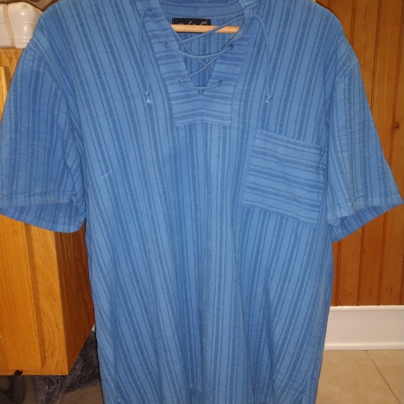Light blue shirt - Picture 3 of 3